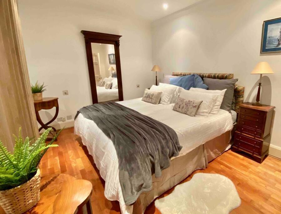 Spacious Flat In The Most Desirable Area Of Λονδίνο Εξωτερικό φωτογραφία